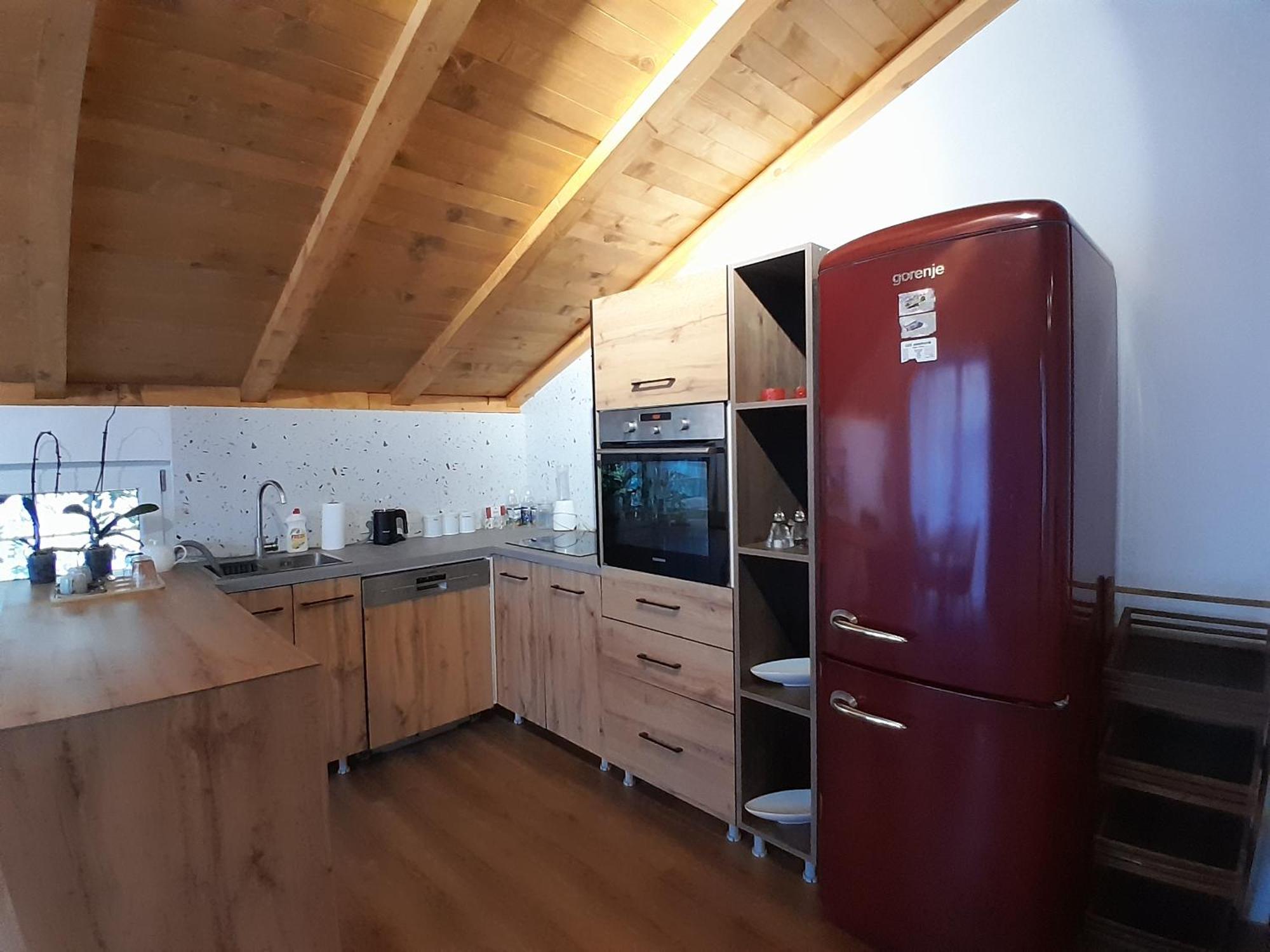 Mati Apartments Prishtina Приштина Экстерьер фото