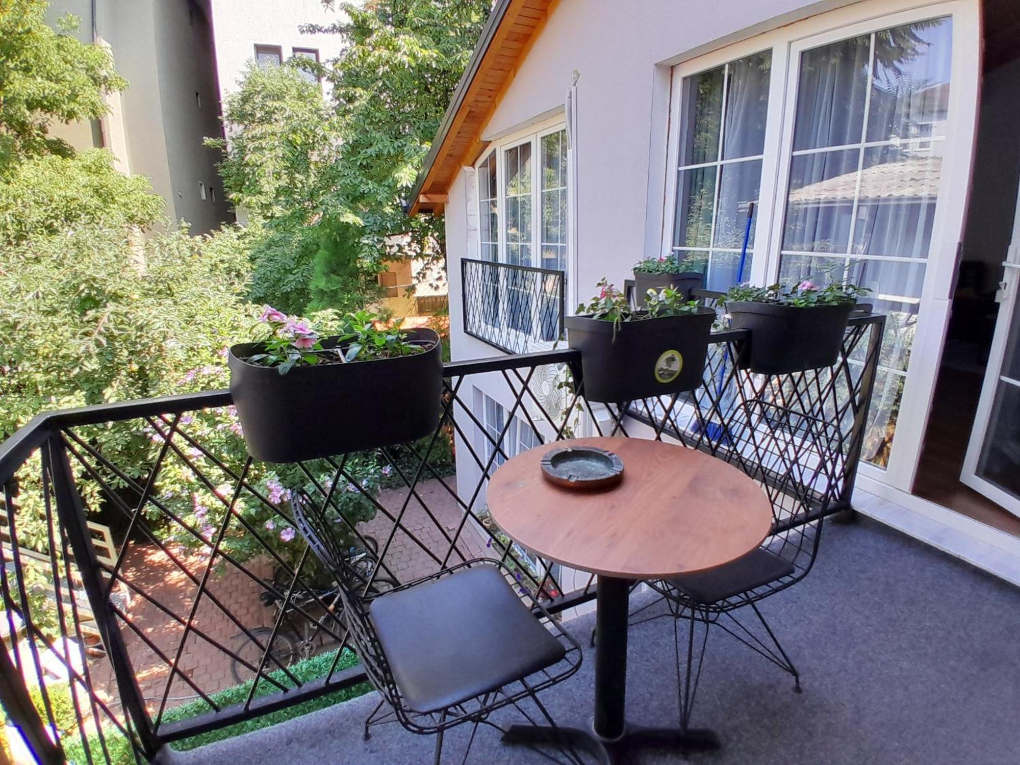 Mati Apartments Prishtina Приштина Экстерьер фото